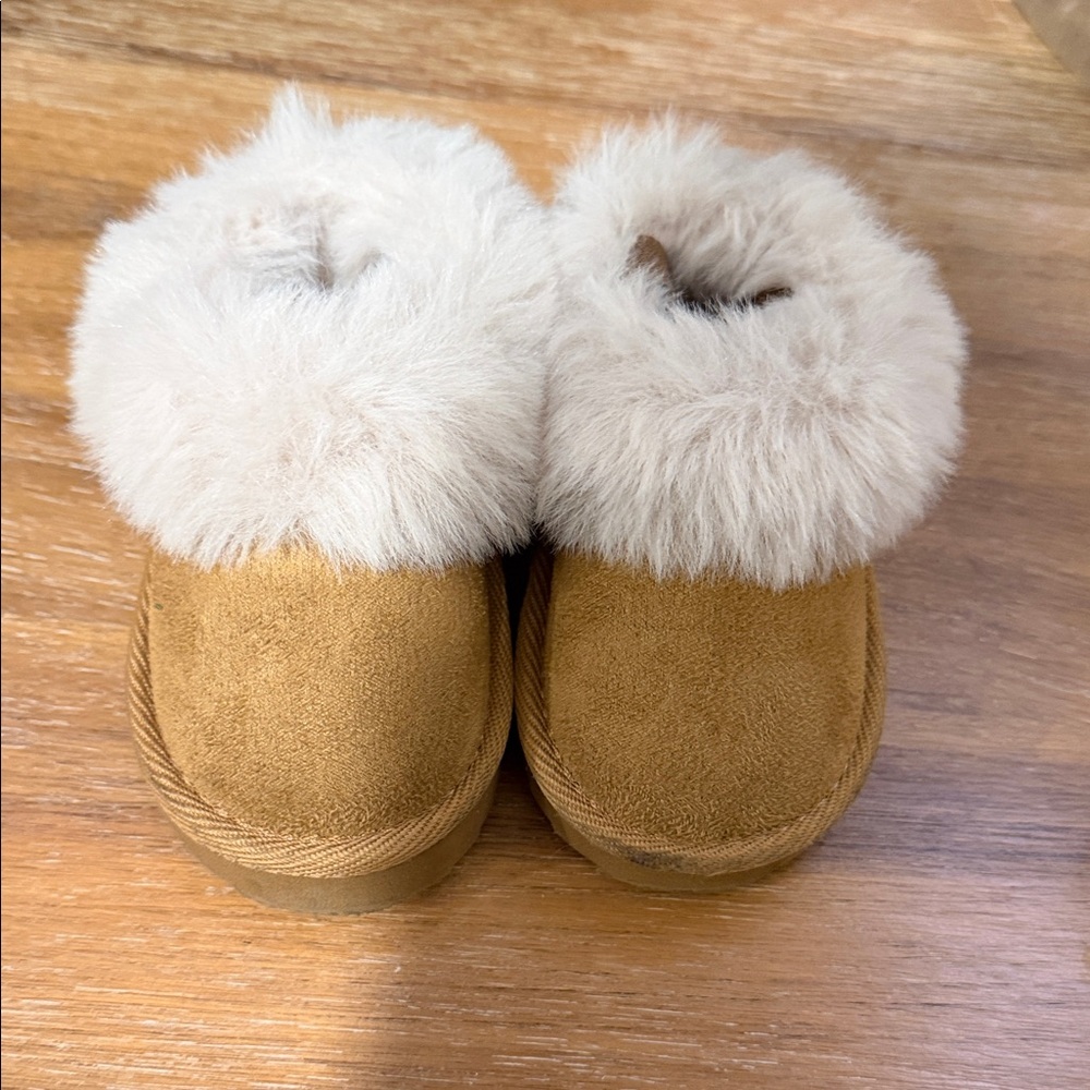 Cozy Tan and Cream Toddler Slippers